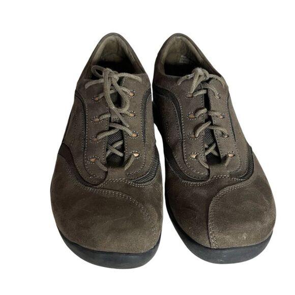 CLARKS In Motion Shoes Walking Comfort Lace Up Olive Nubuck Leather Size 10 N - Picture 2 of 11